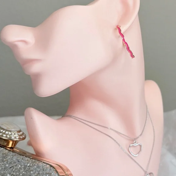 ⚜️ Pink Zigzag Stud Earrings - Picture 3 of 7